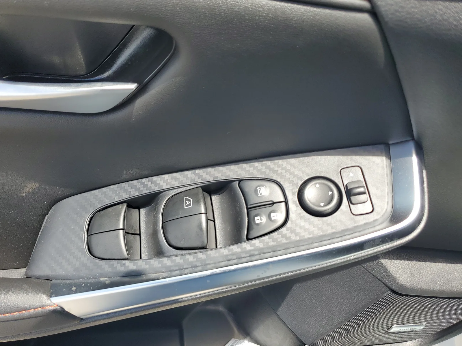 2025 Nissan Sentra SR photo 22