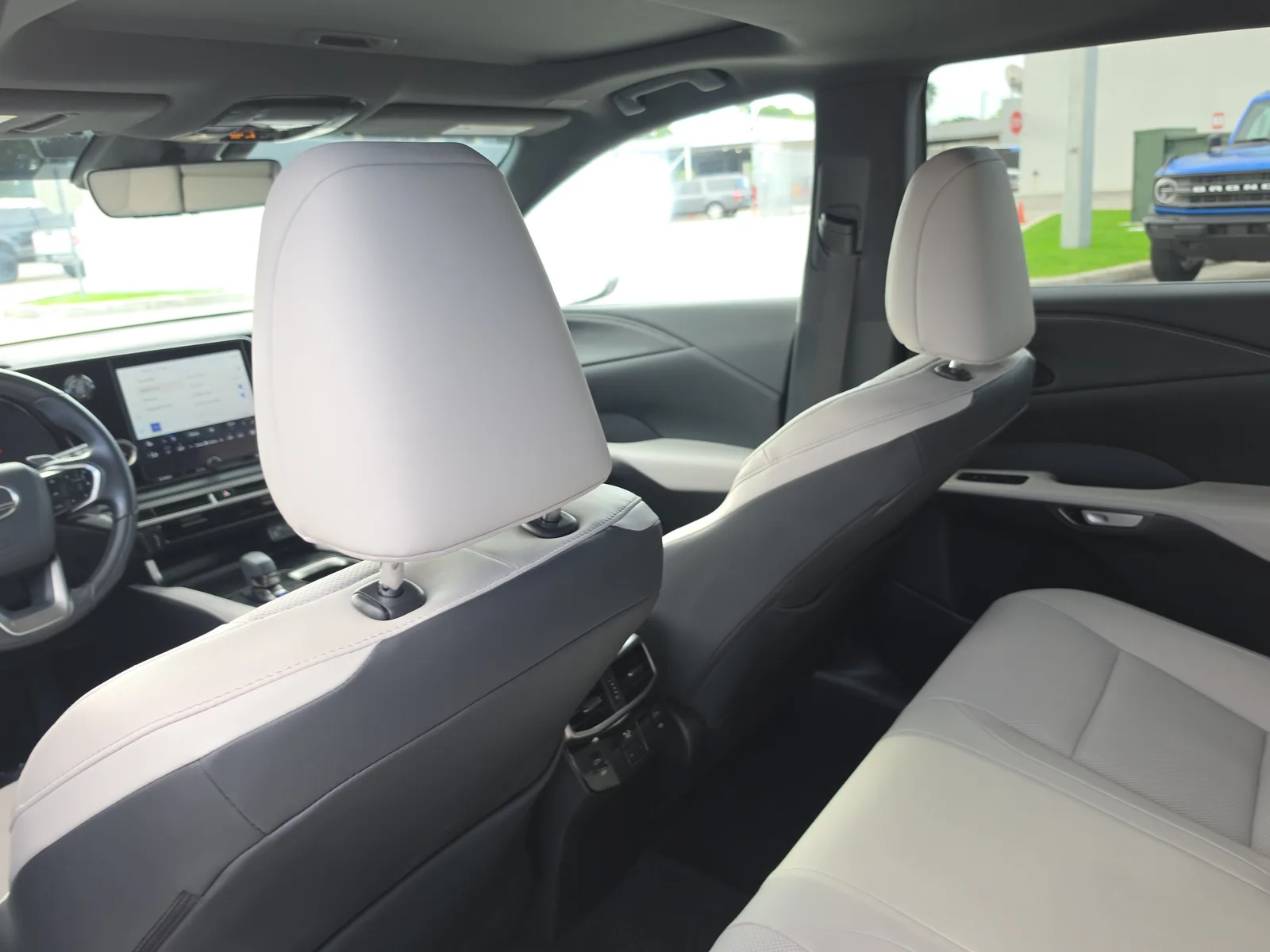 2023 Lexus RX RX 350 Premium photo 14