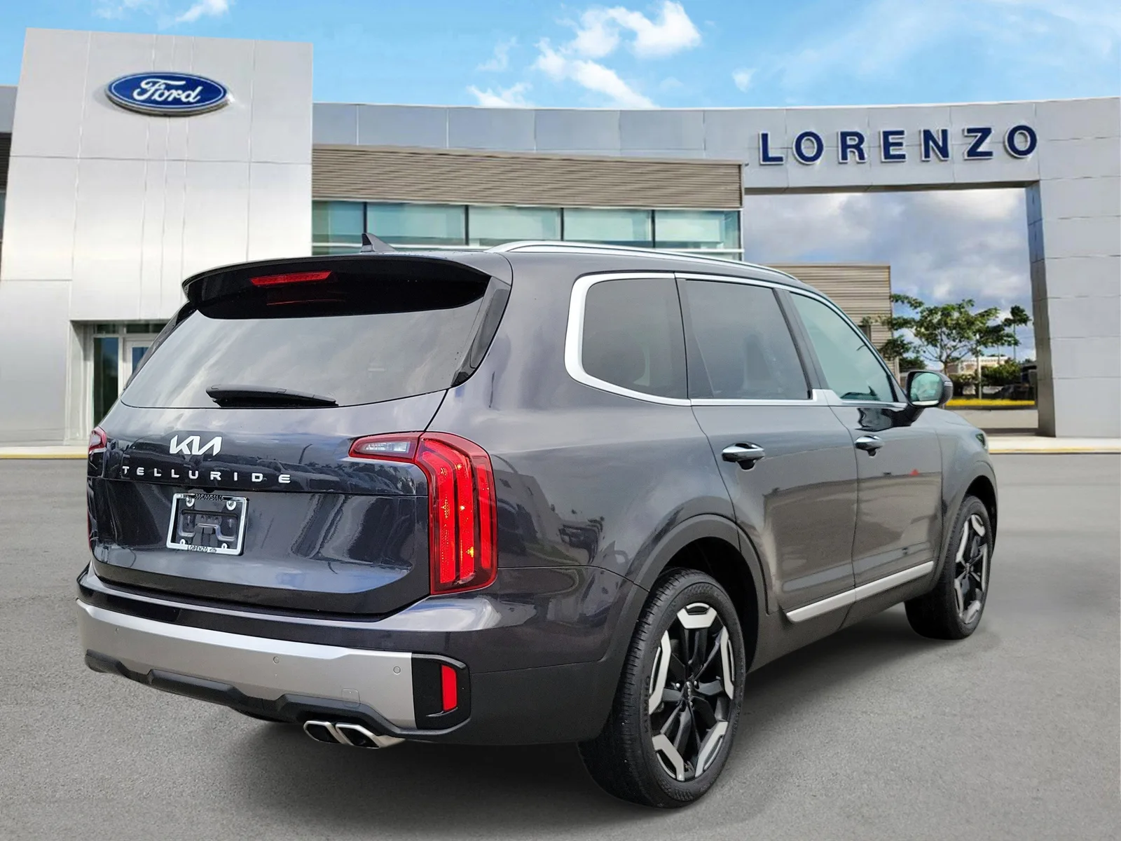 2025 Kia Telluride S photo 5