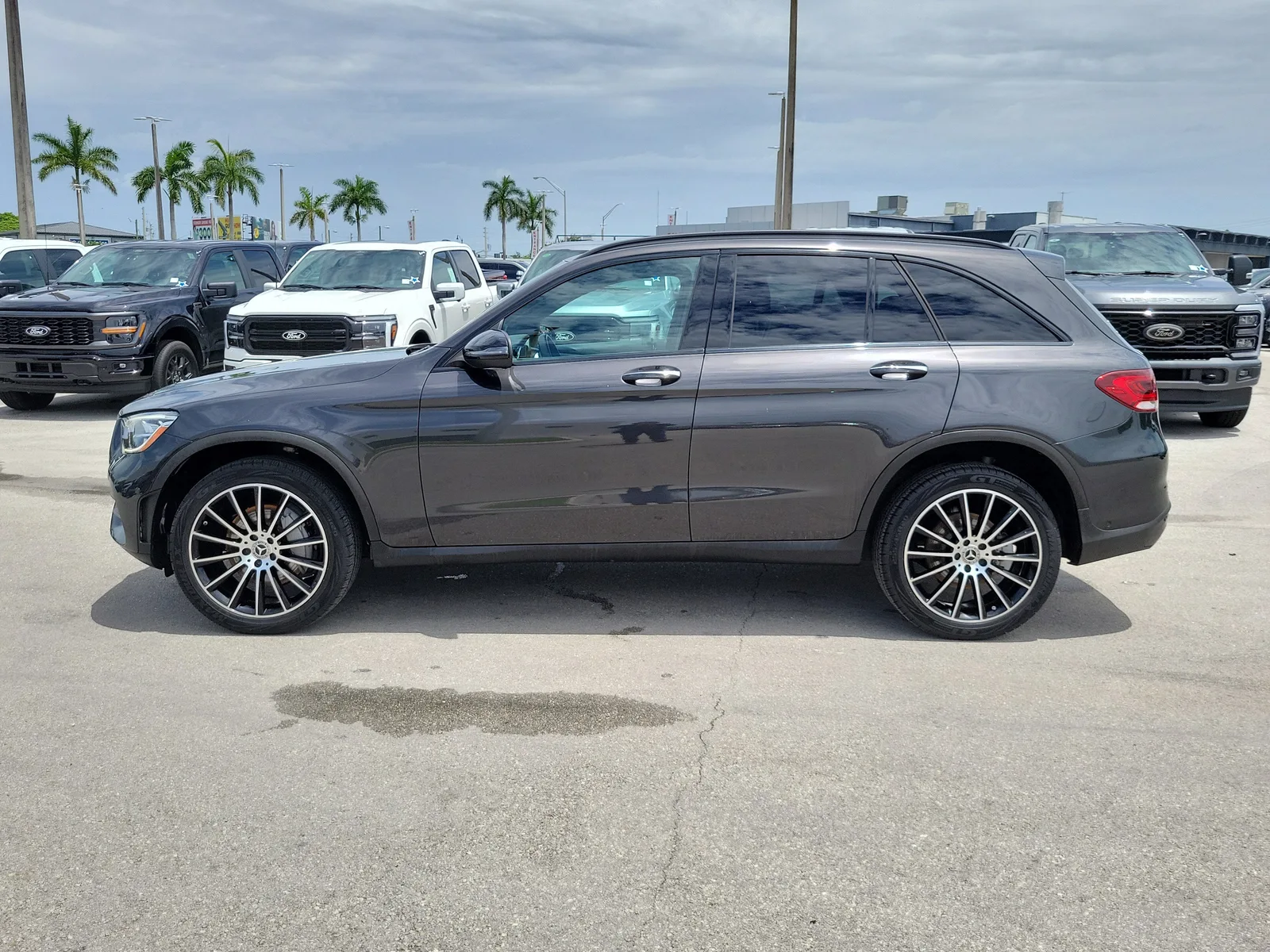 2021 Mercedes-Benz GLC GLC 300 photo 8