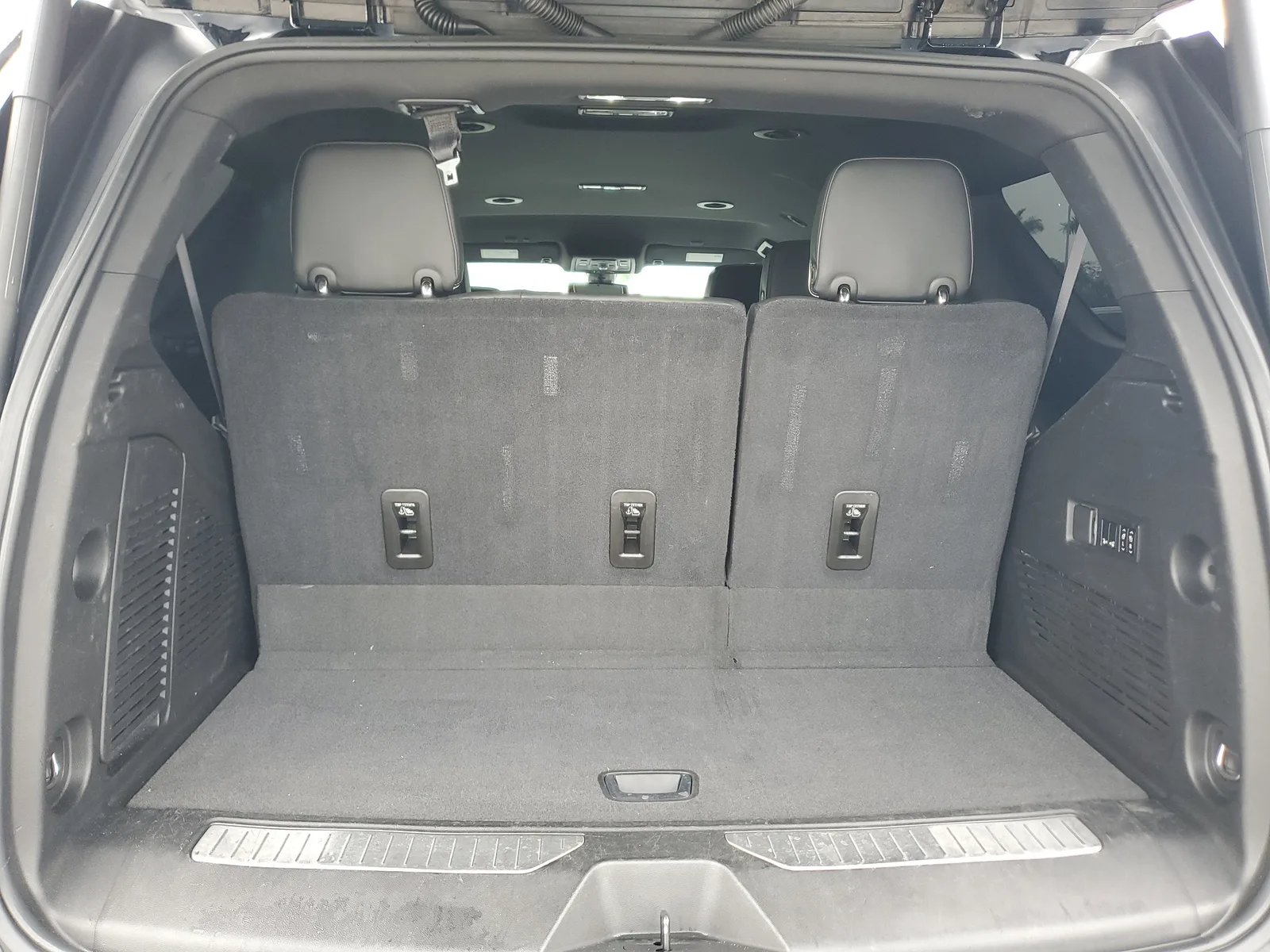 2021 Chevrolet Tahoe Premier photo 16