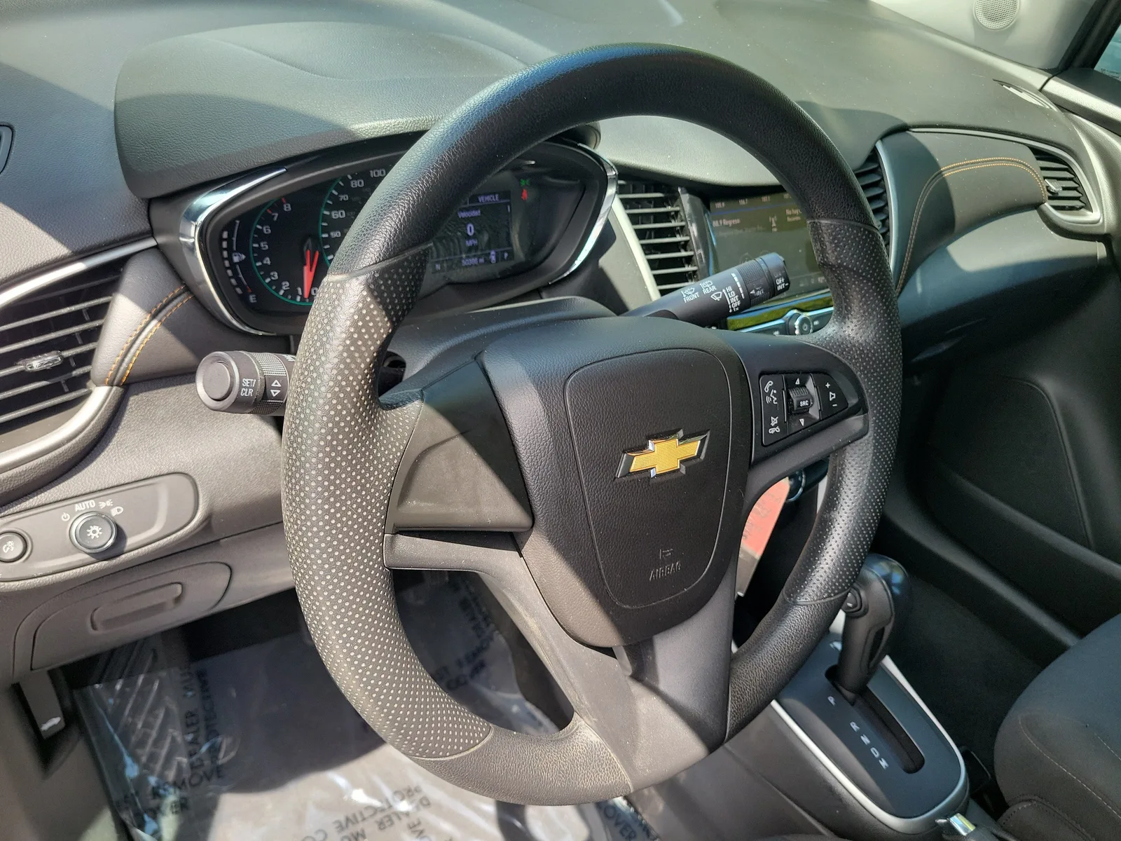2020 Chevrolet Trax LS photo 13