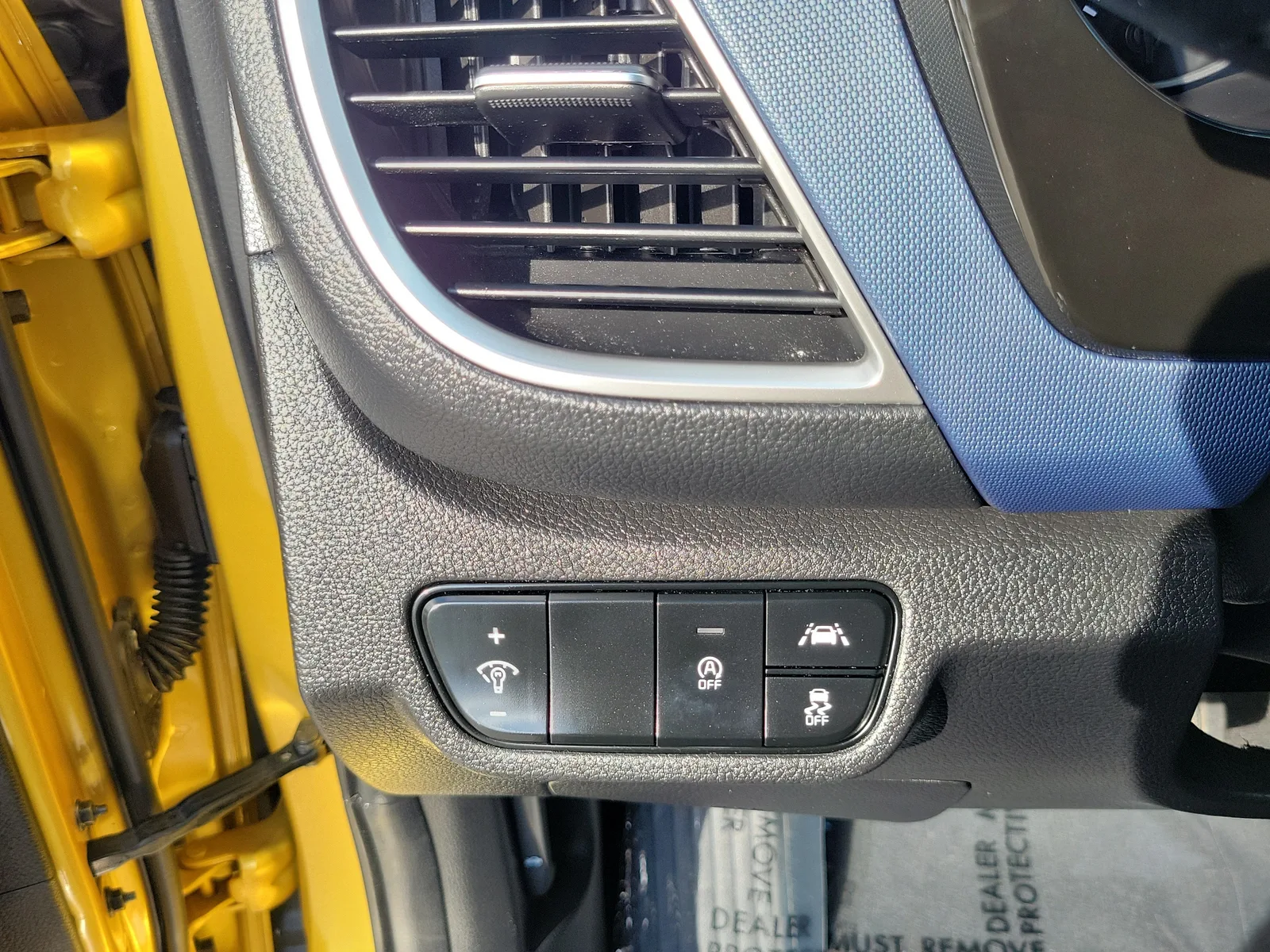 2023 Kia Seltos S photo 22