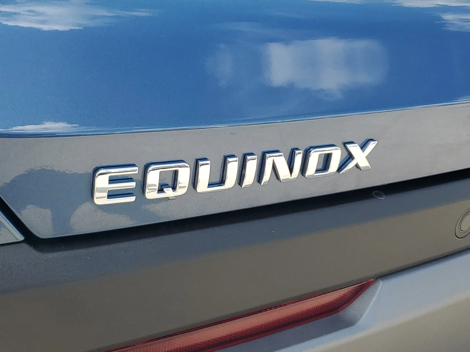 2026 Chevrolet Equinox FWD LT photo 30