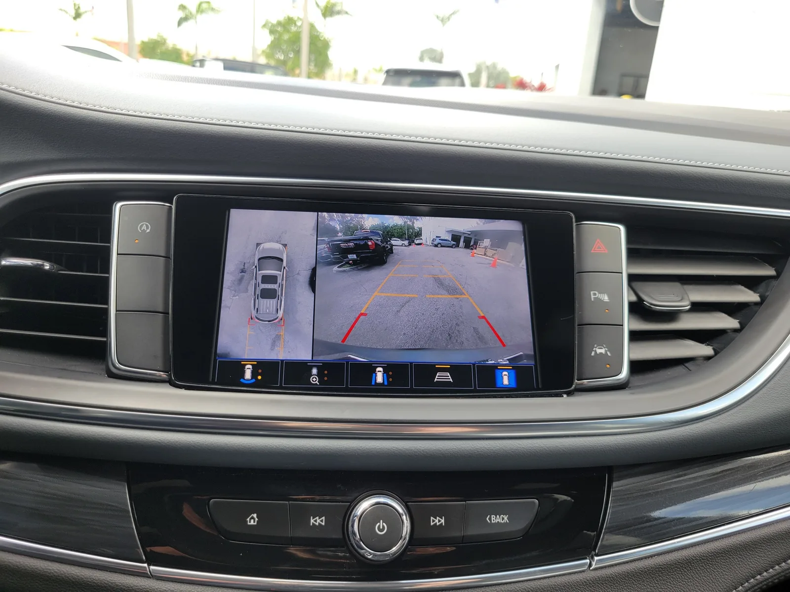 2024 Buick Enclave Premium photo 11