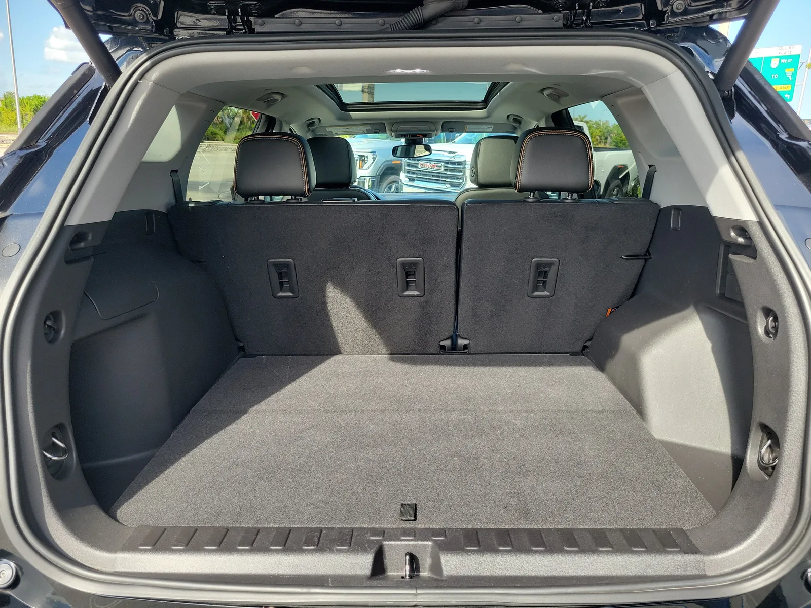 2024 GMC Terrain AT4 photo 17