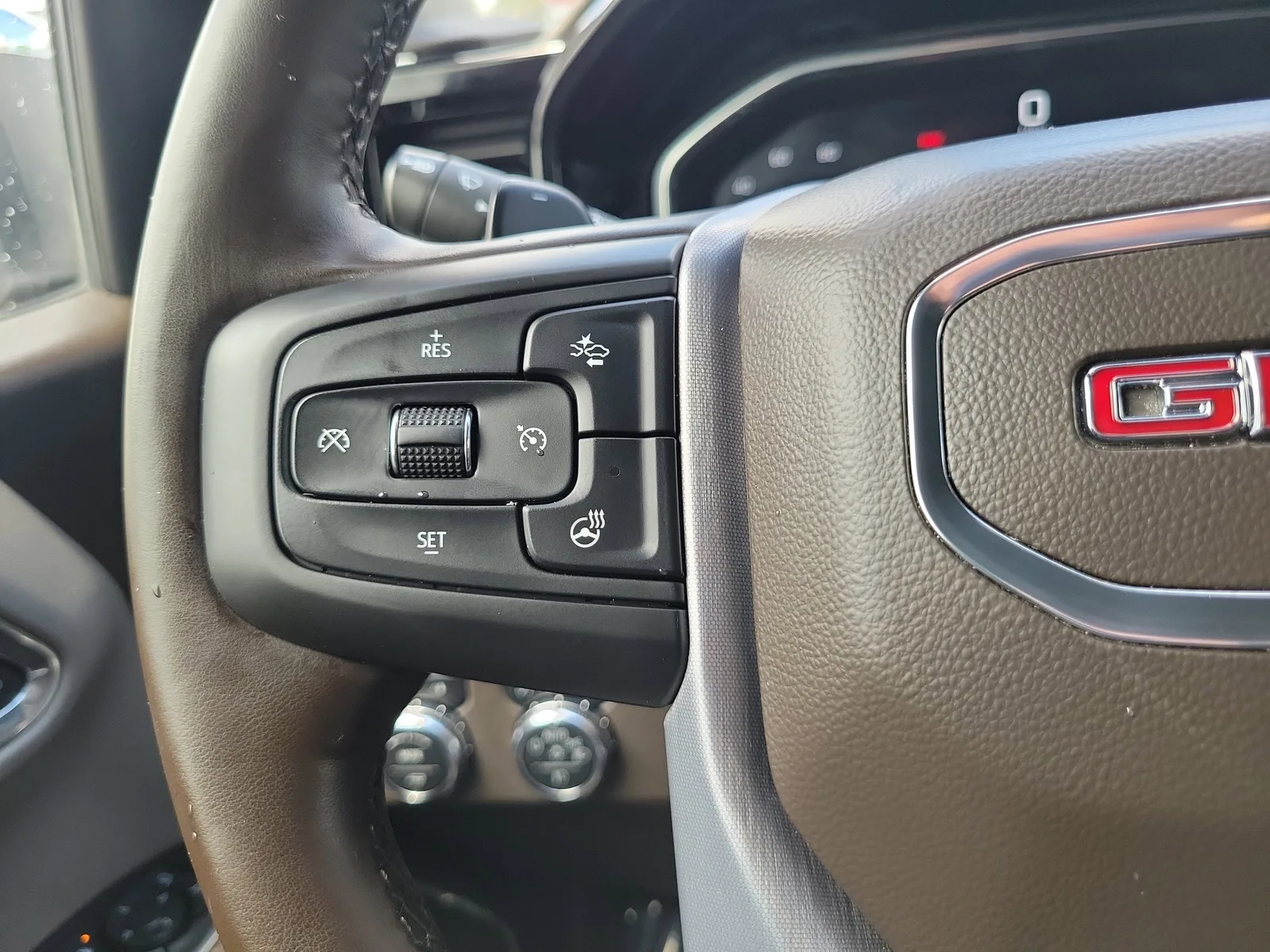 2023 GMC Sierra 1500 SLT photo 17