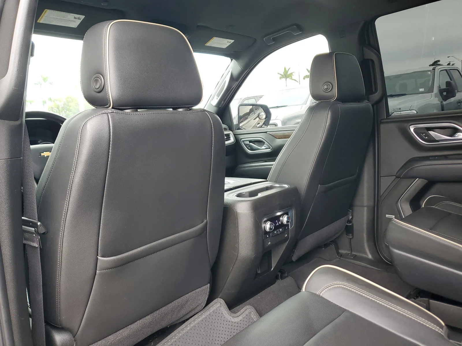 2021 Chevrolet Tahoe Premier photo 14