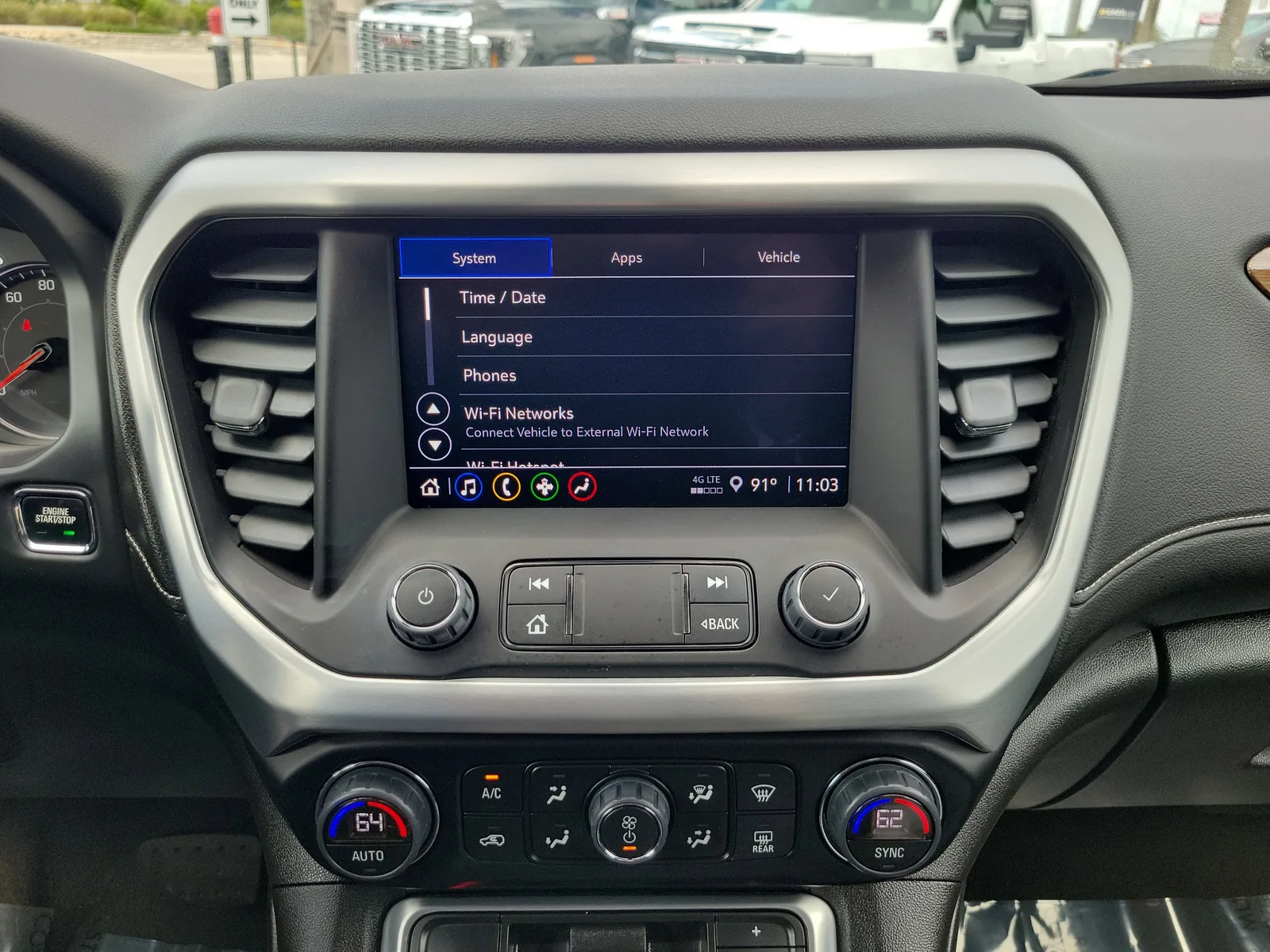 2023 GMC Acadia SLE photo 22