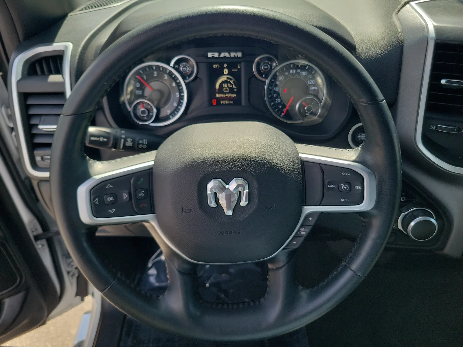 2023 RAM 1500 Big Horn 4x4 photo 17