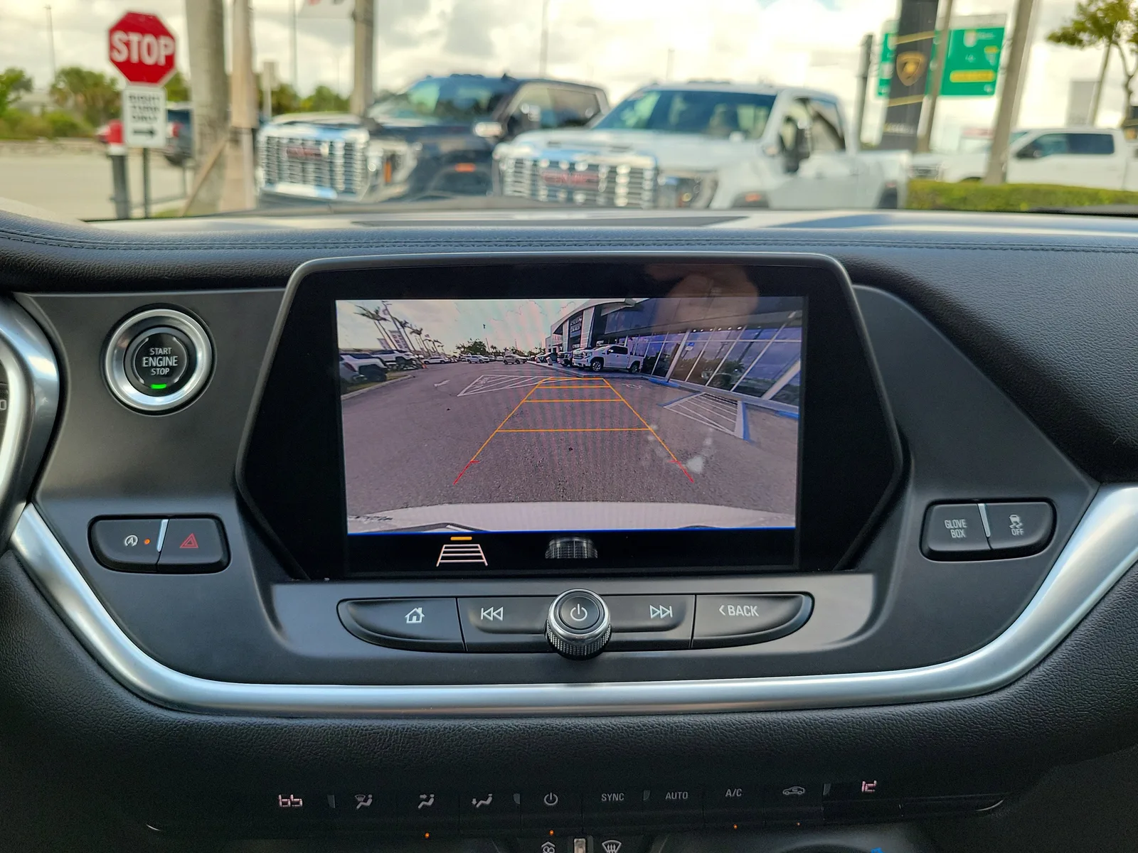 2020 Chevrolet Blazer LT photo 10