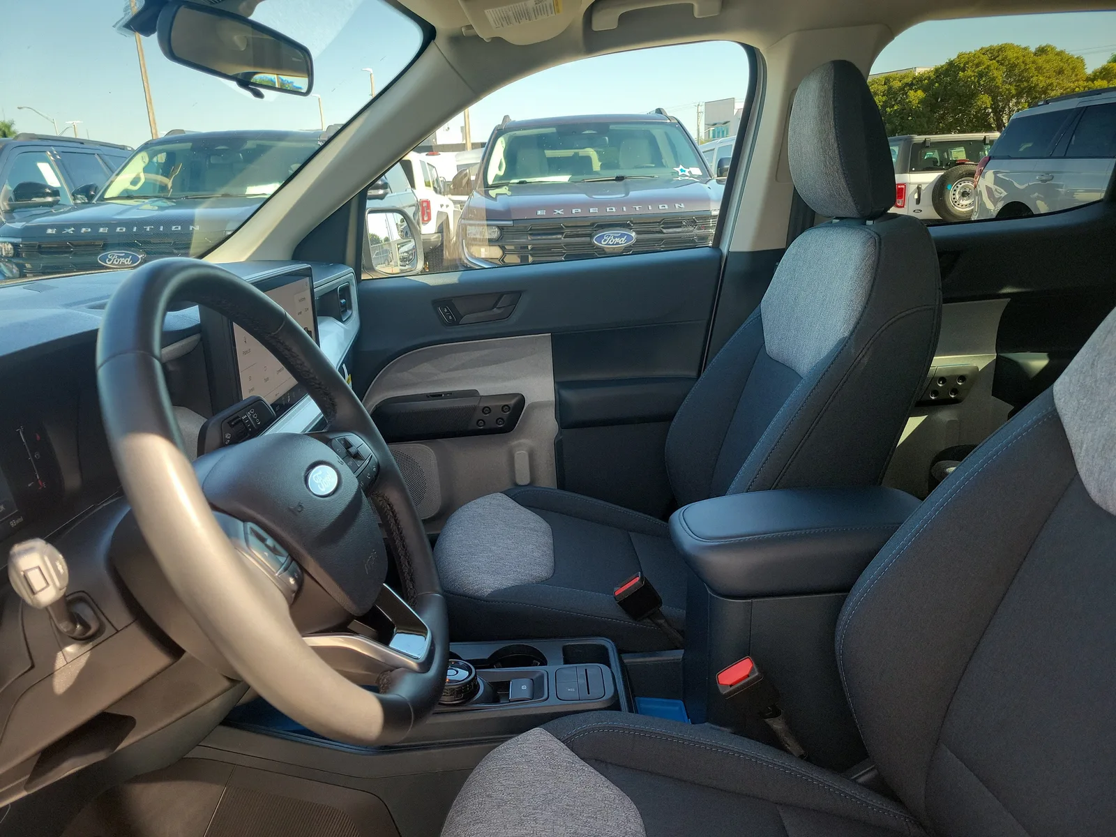 2025 Ford Maverick XLT photo 11