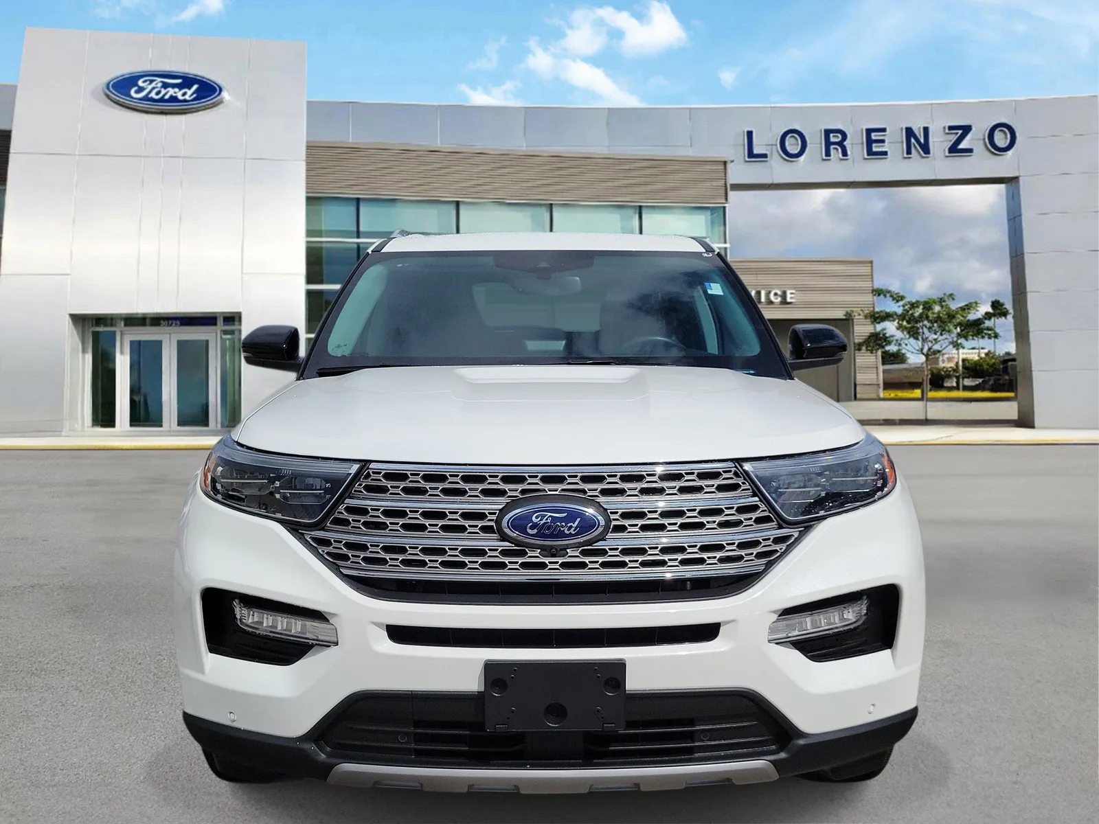 2023 Ford Explorer Limited photo 2