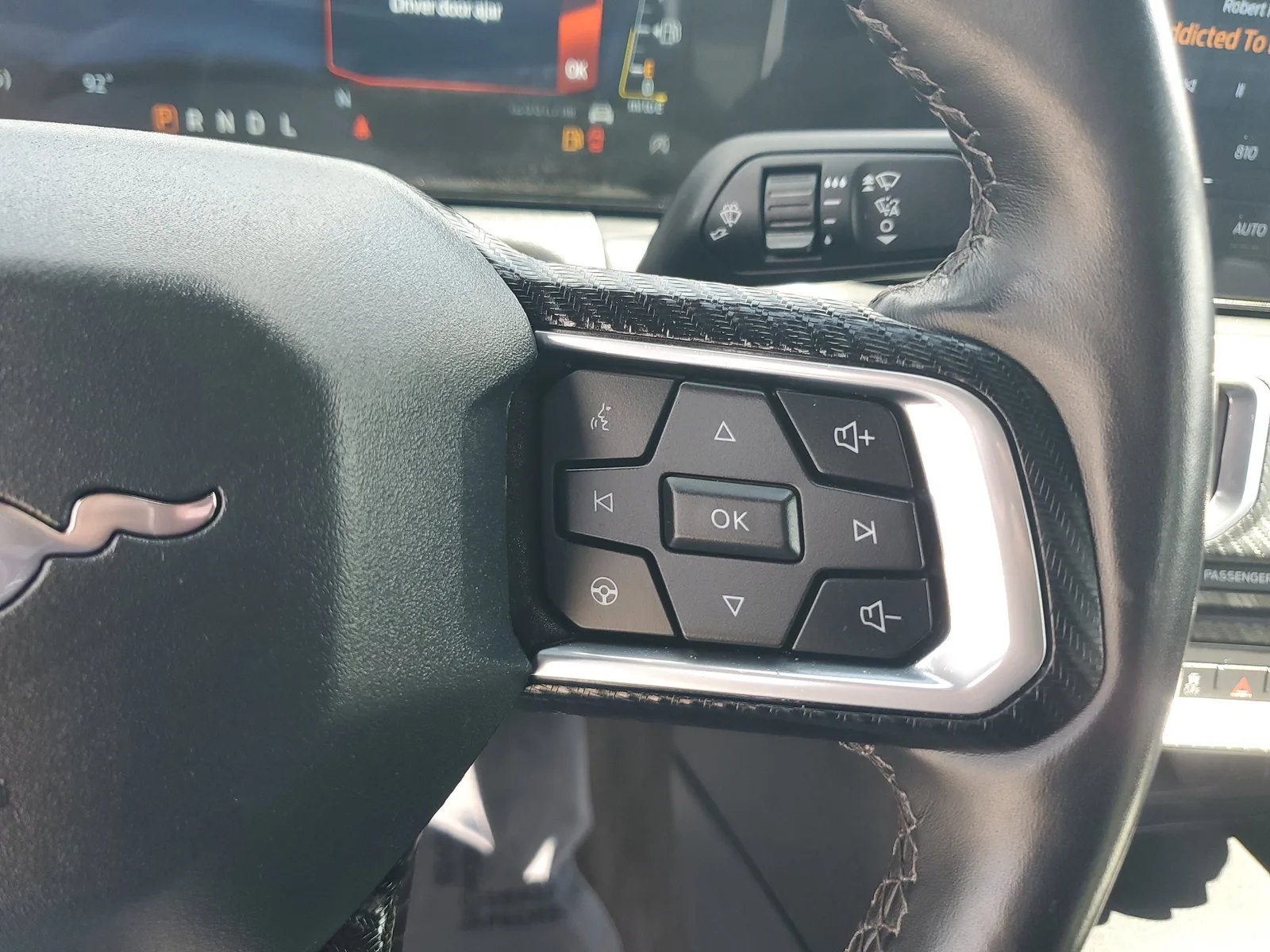 2025 Ford Mustang EcoBoost Premium photo 20