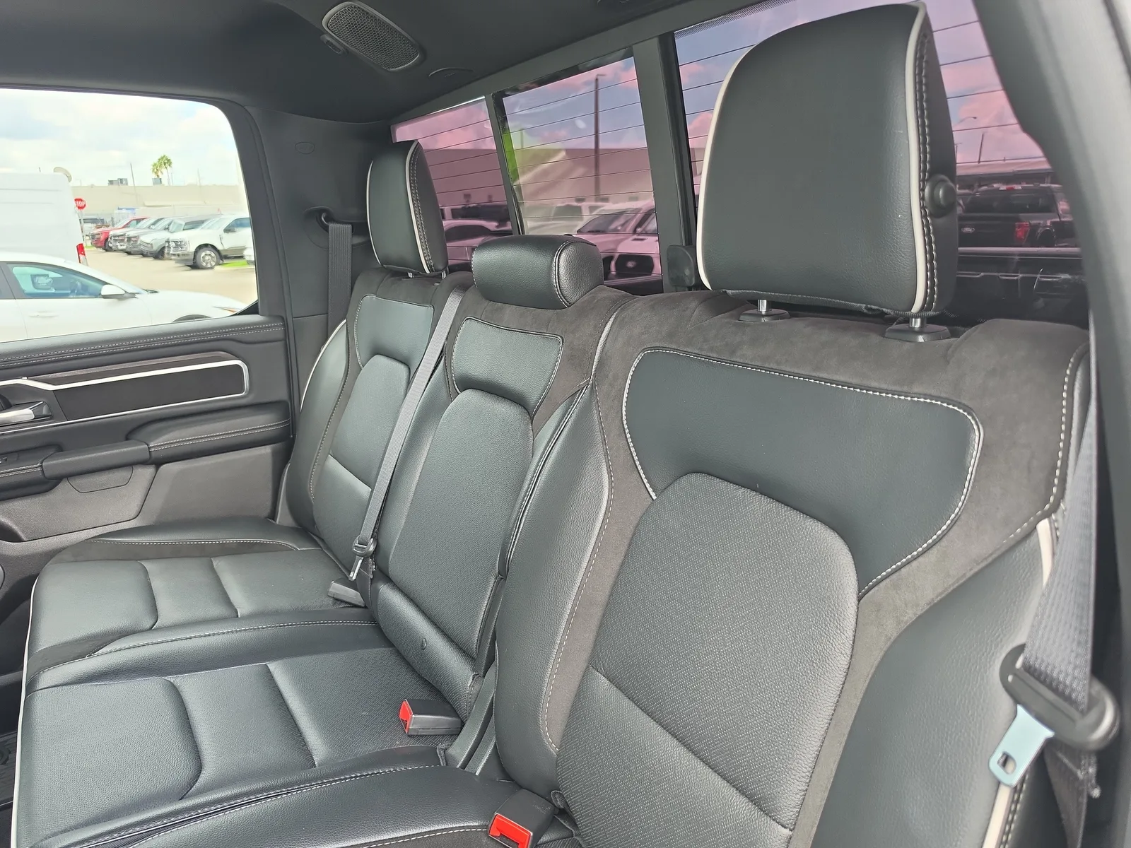 2026 RAM 1500 Laramie 4WD photo 10