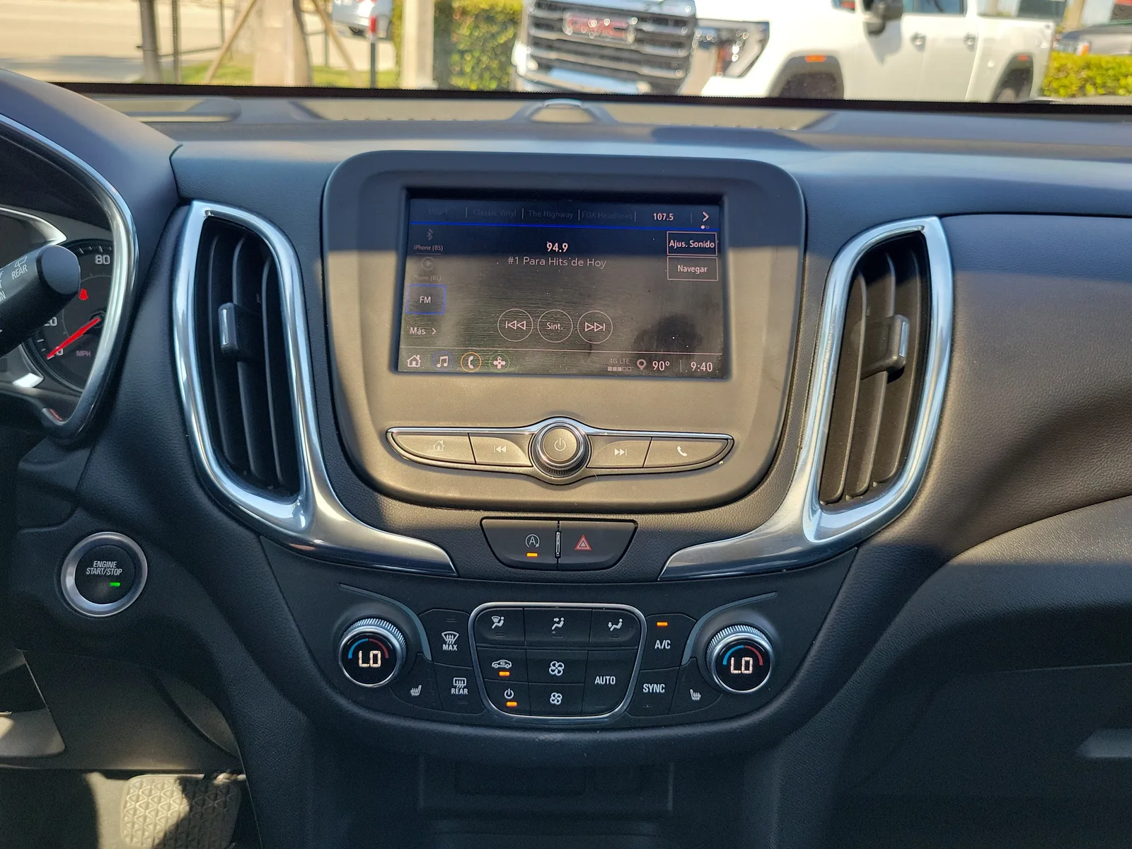 2023 Chevrolet Equinox LT photo 27