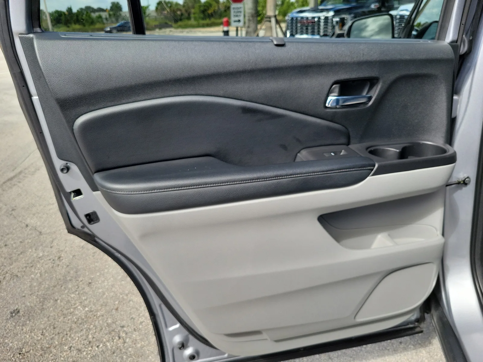 2021 Honda Pilot Special Edition photo 27