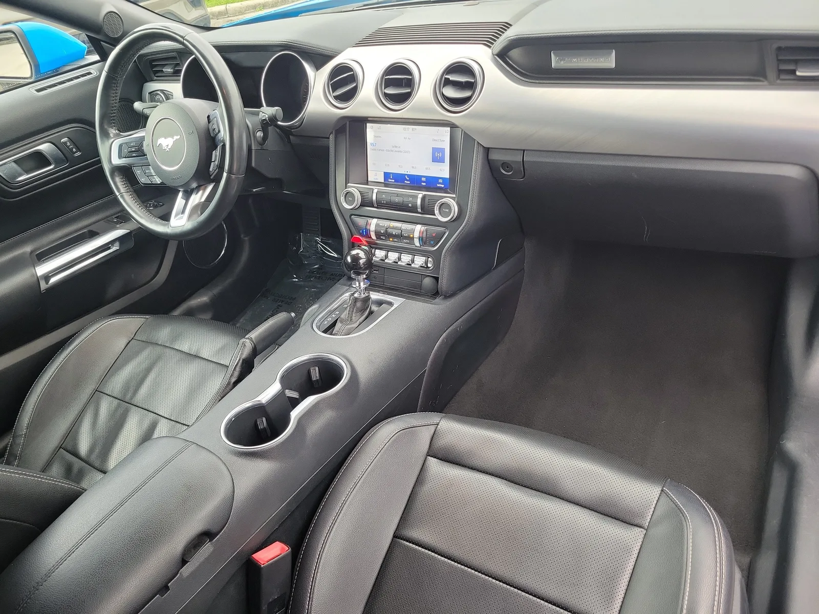 2022 Ford Mustang EcoBoost Premium photo 12