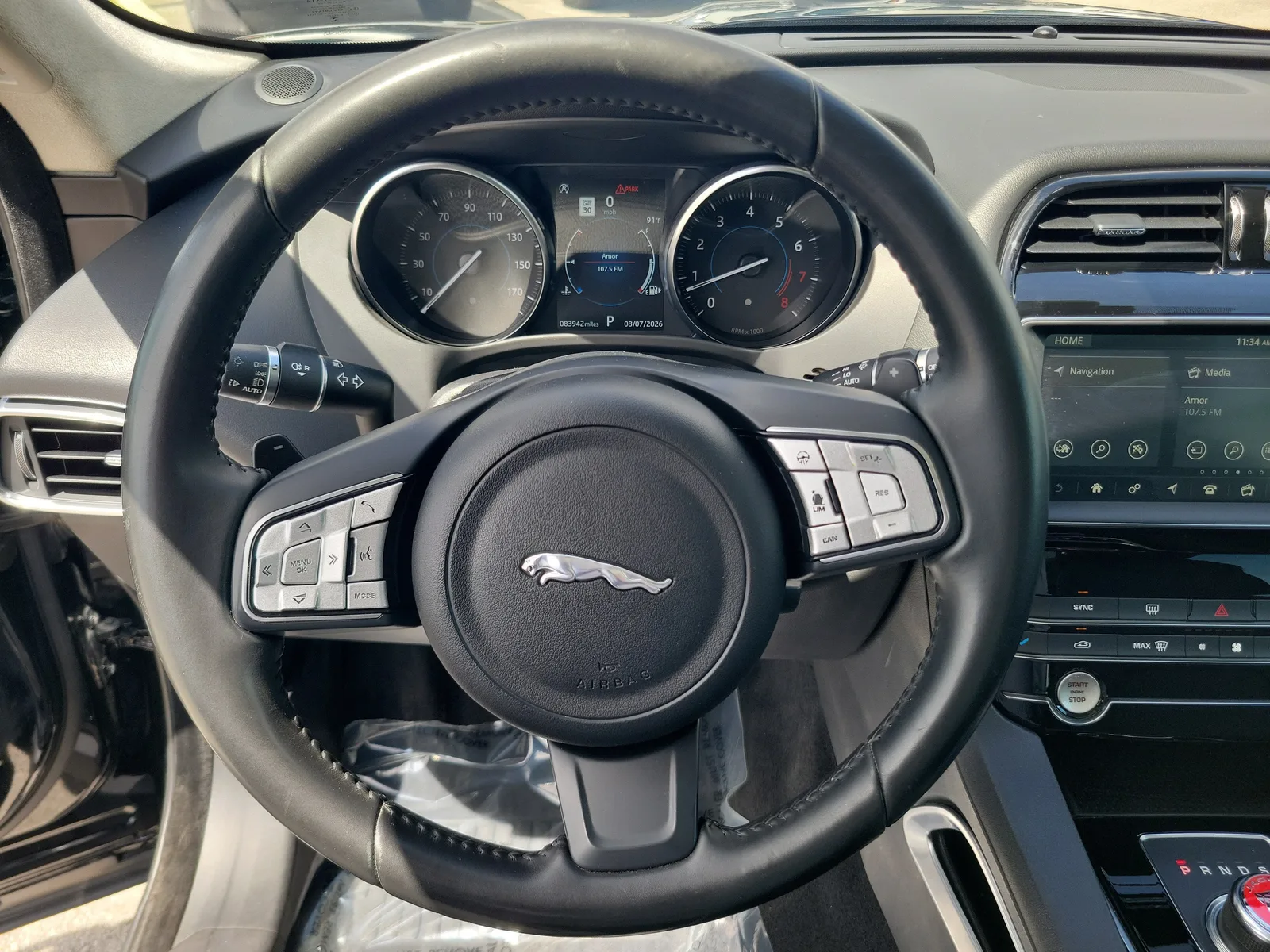 2019 Jaguar F-PACE 25t photo 21