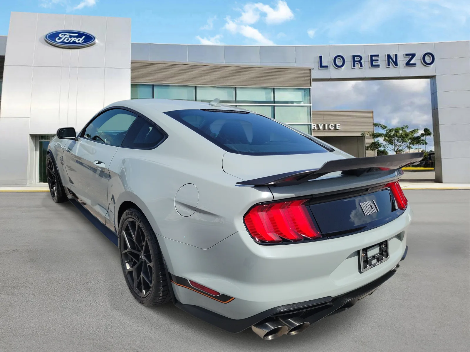 2022 Ford Mustang Mach 1 photo 7