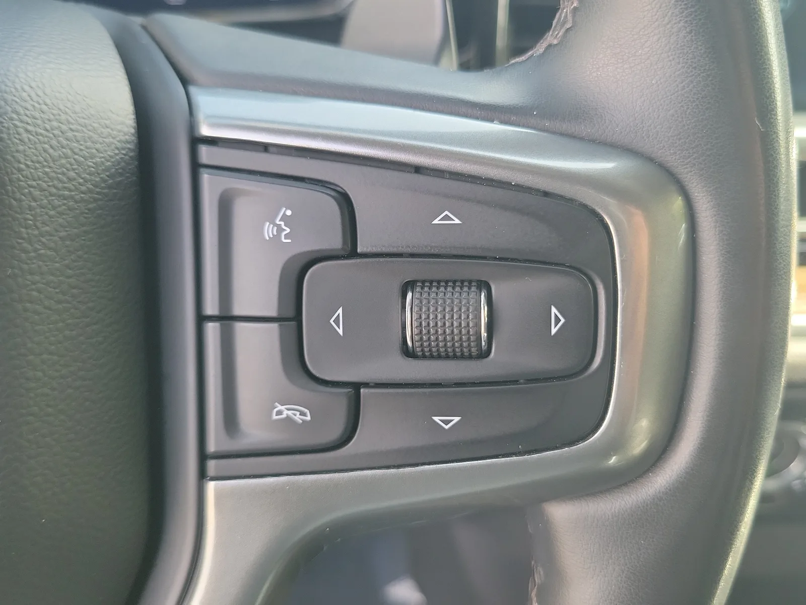2023 Chevrolet Silverado 1500 LT Trail Boss 4WD Diesel photo 20