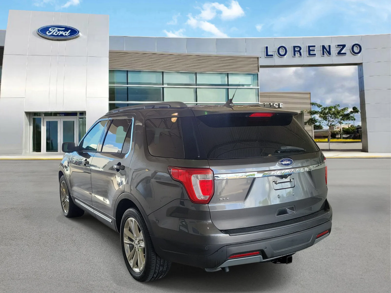 2019 Ford Explorer XLT photo 7