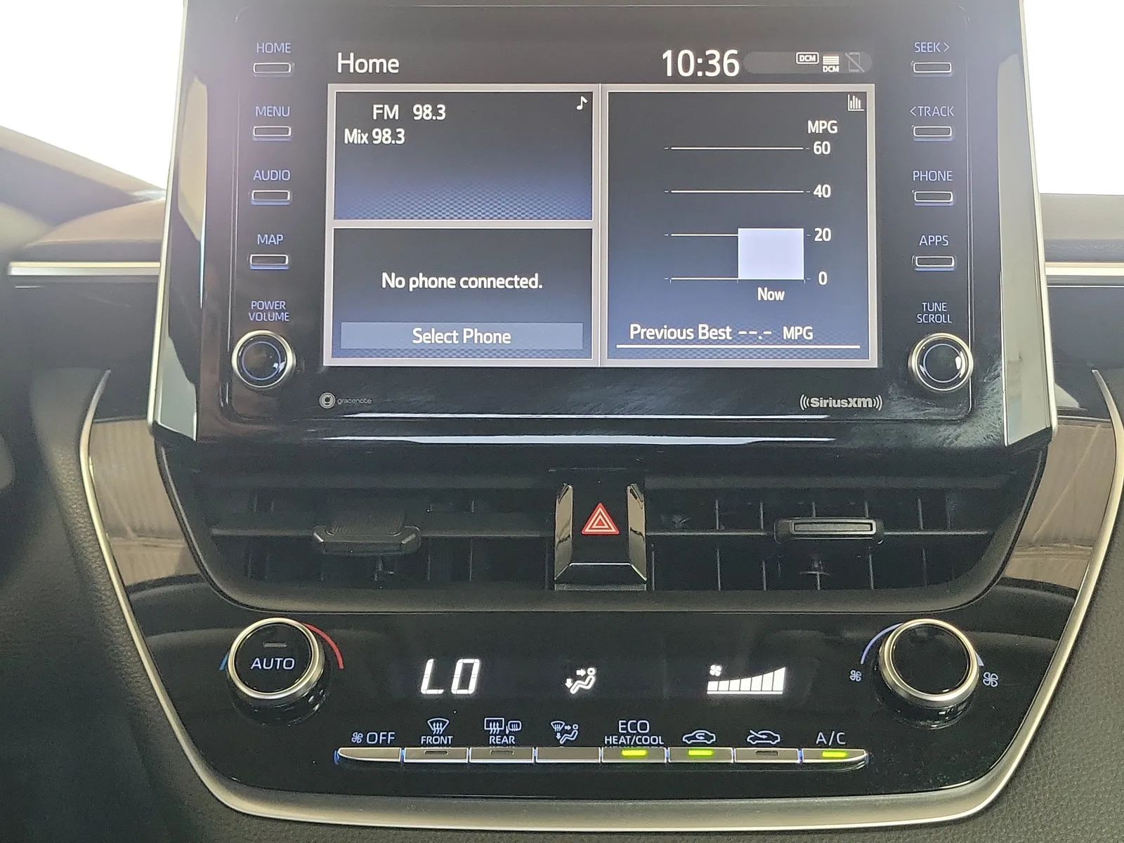 2021 Toyota Corolla LE photo 21