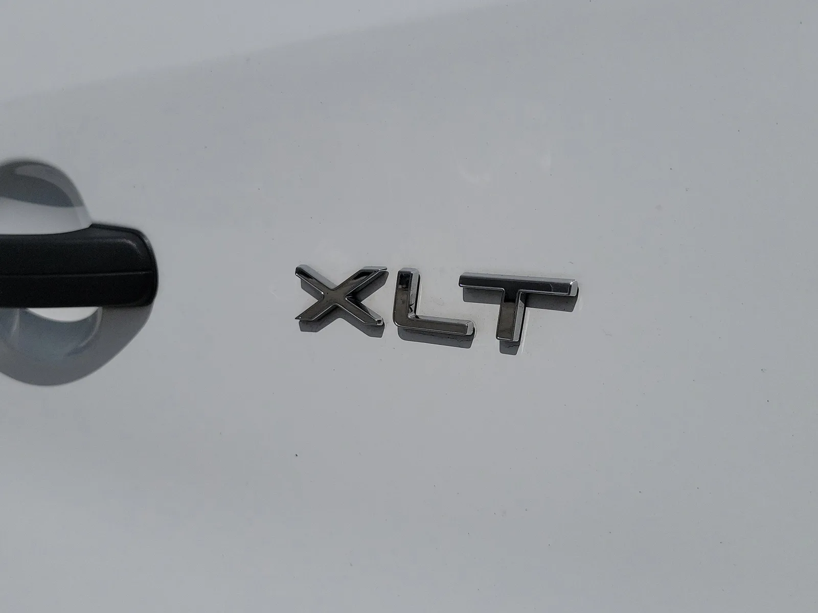 2025 Ford Transit Passenger Wagon XLT photo 30