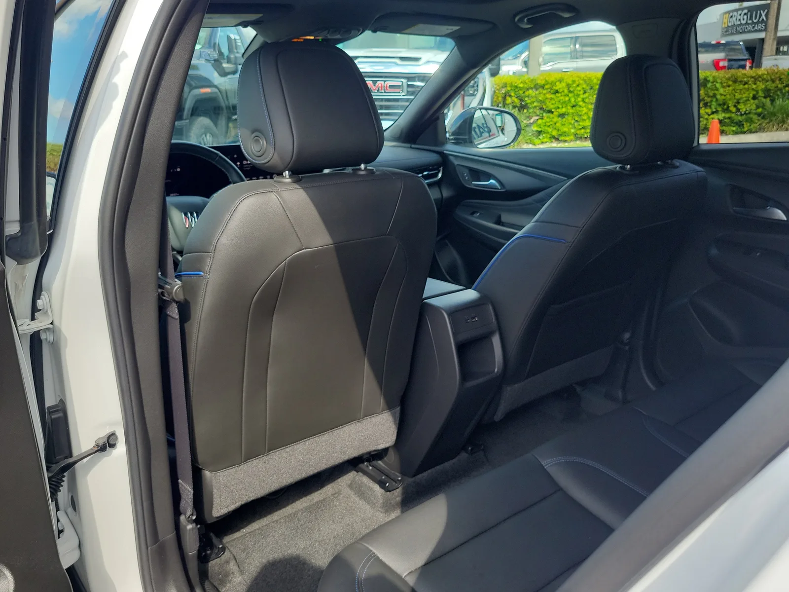 2024 Buick Envista Sport Touring photo 12
