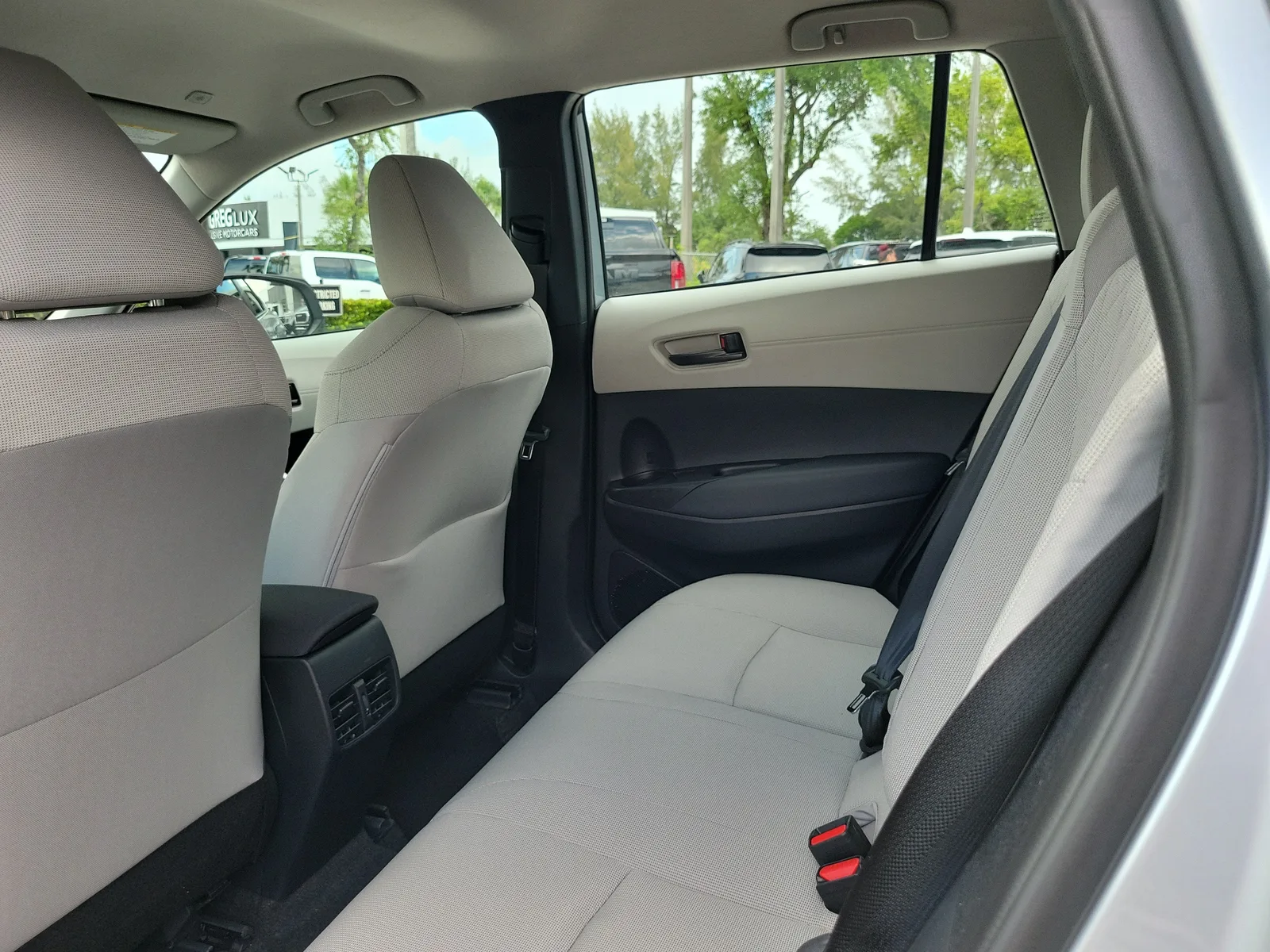 2026 Toyota Corolla Cross L photo 11