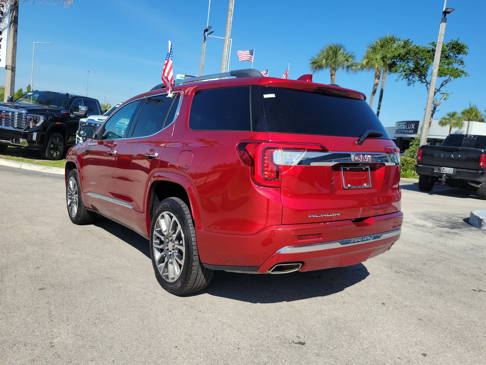 2022 GMC Acadia Denali photo 7