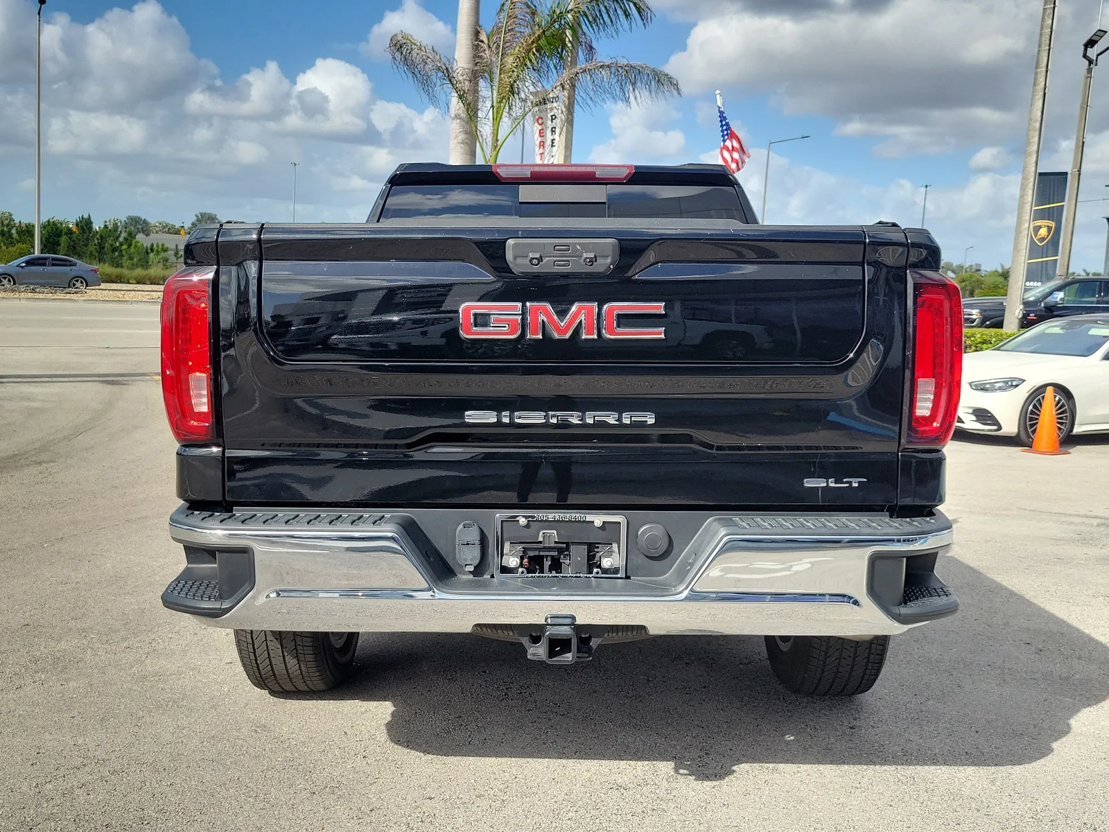 2023 GMC Sierra 1500 SLT photo 6