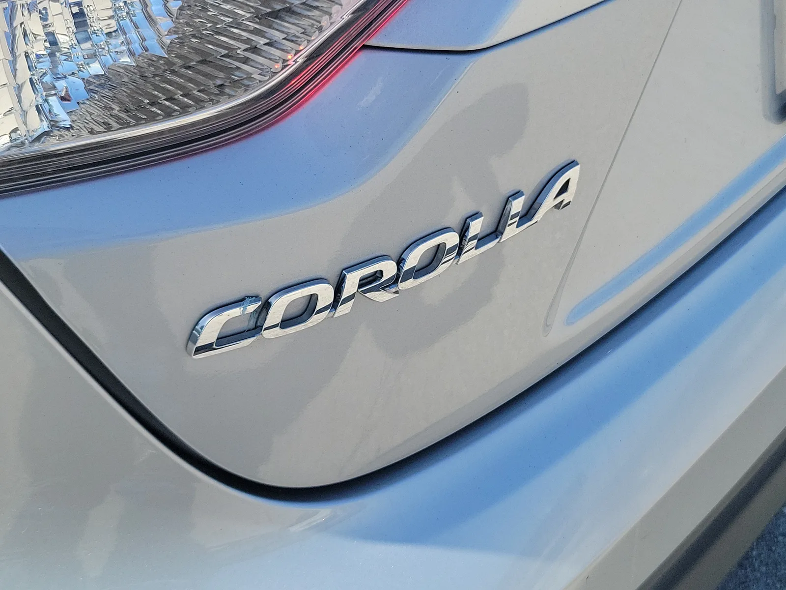 2024 Toyota Corolla LE photo 29