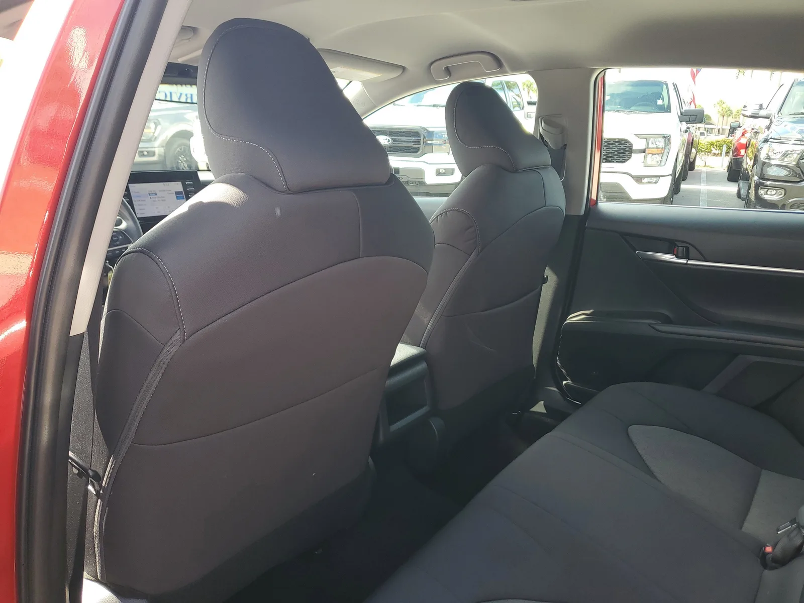 2023 Toyota Camry LE photo 14
