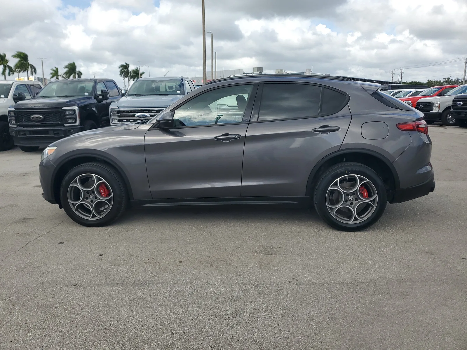 2022 Alfa Romeo Stelvio Sprint 4WD photo 8