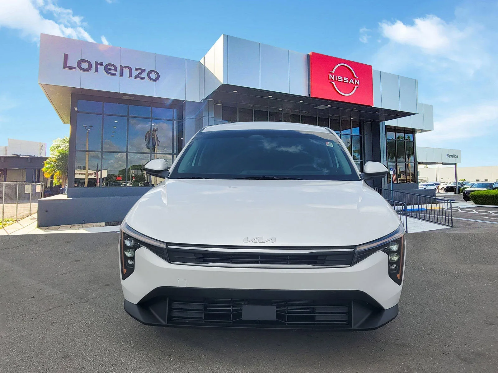 2025 Kia K4 LXS photo 2