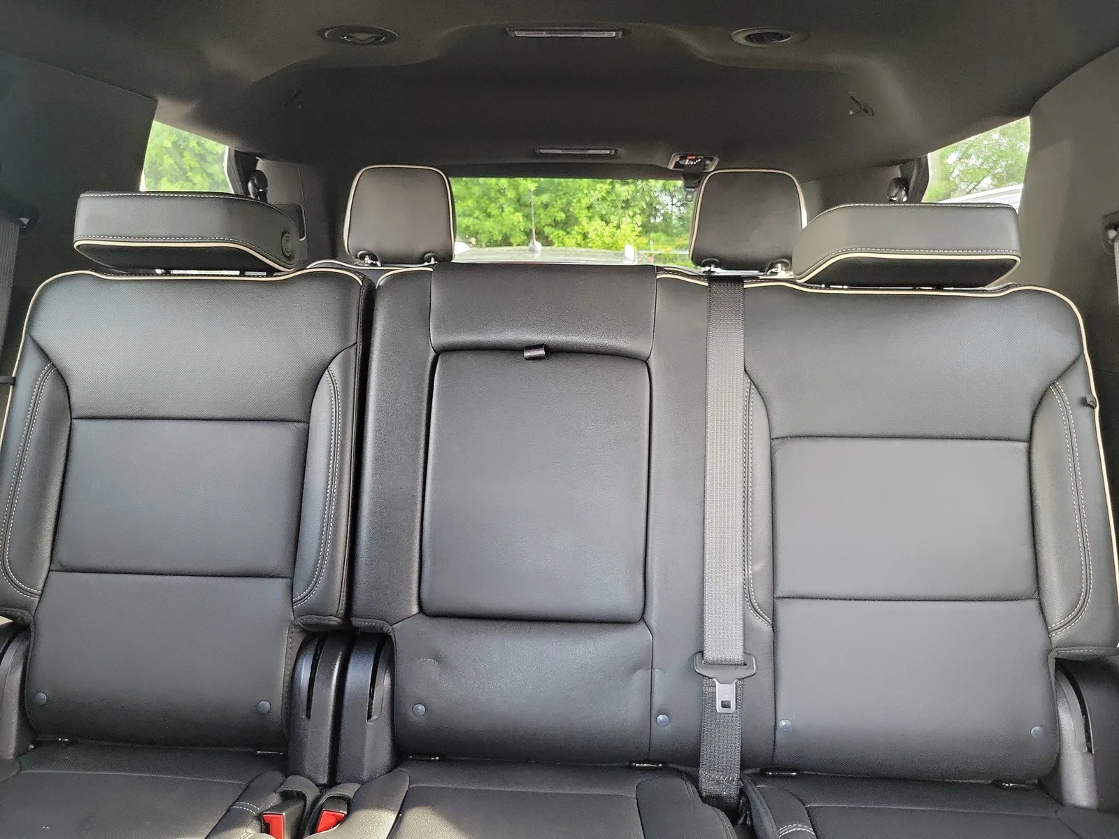 2025 GMC Yukon Elevation photo 28