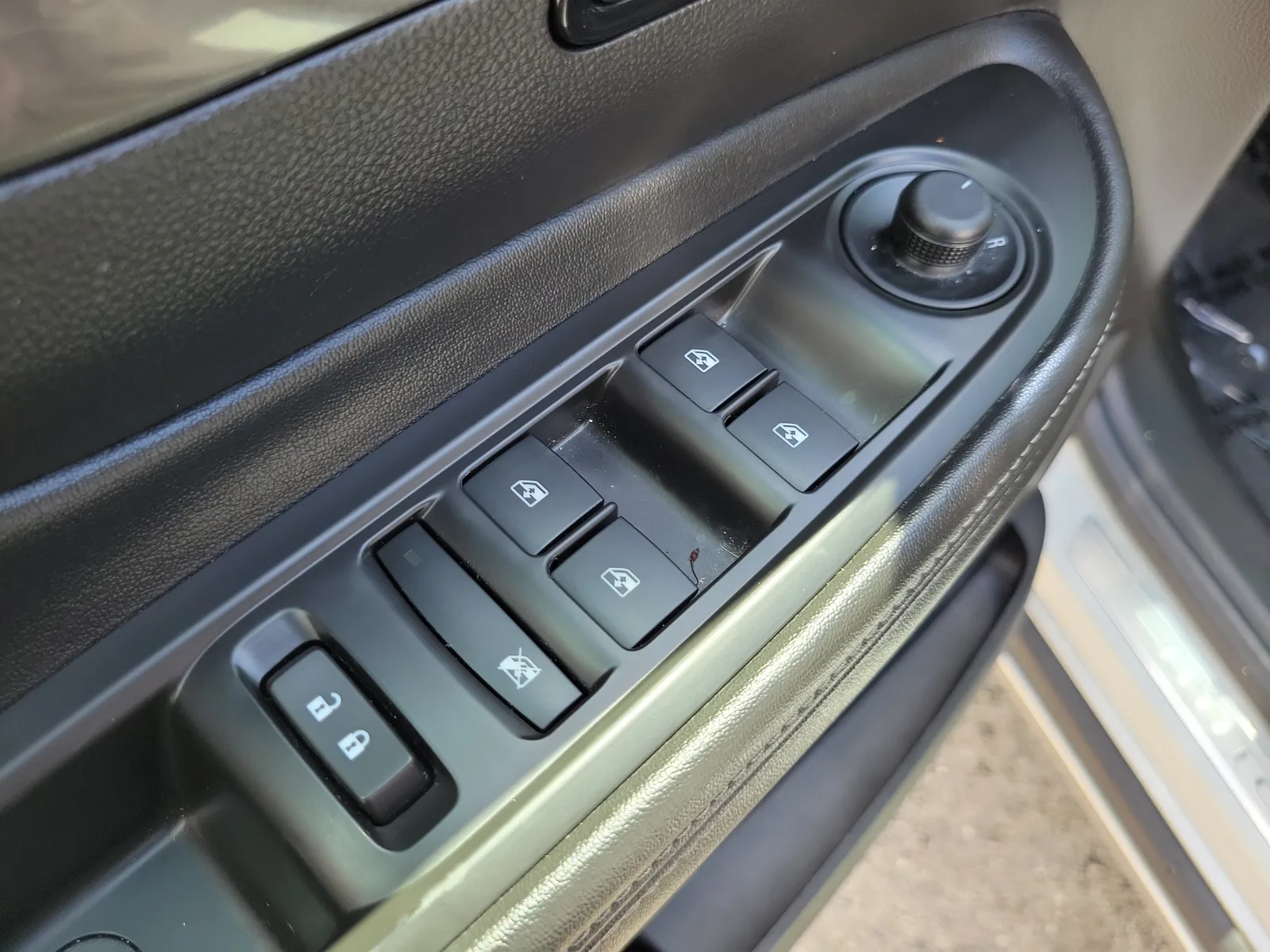 2019 Buick Encore Preferred photo 24
