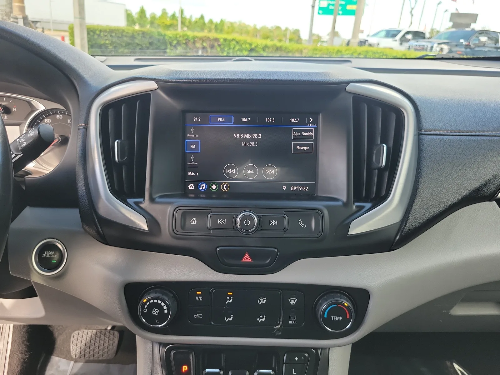 2020 GMC Terrain SLE photo 21