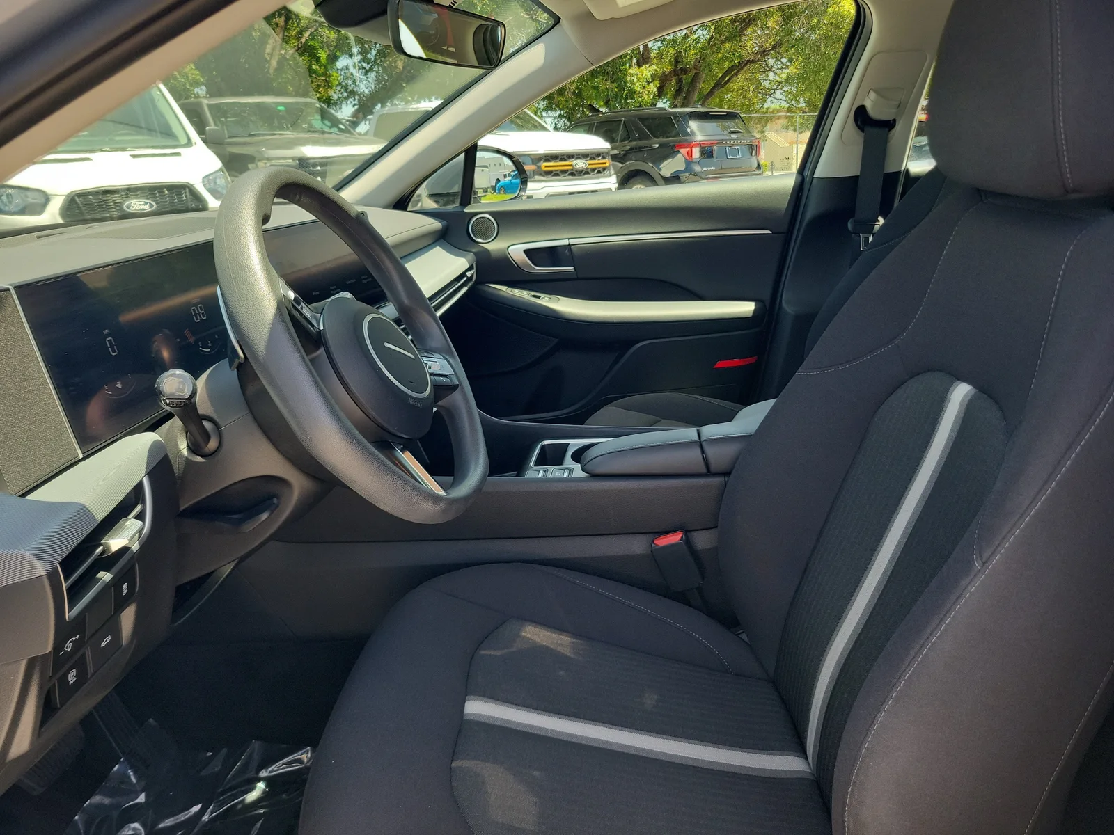 2025 Hyundai Sonata SEL photo 12