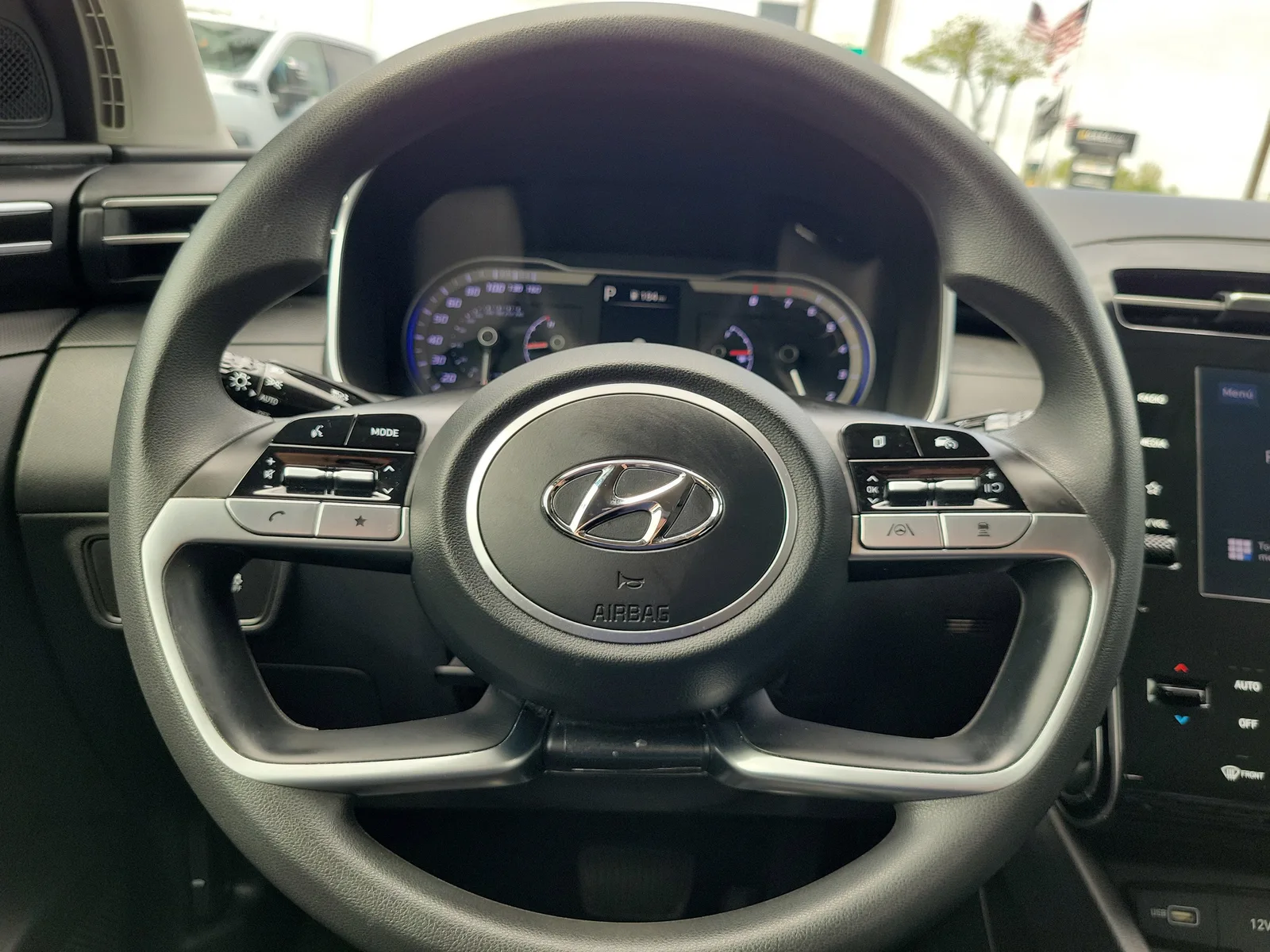 2024 Hyundai Tucson SEL photo 18