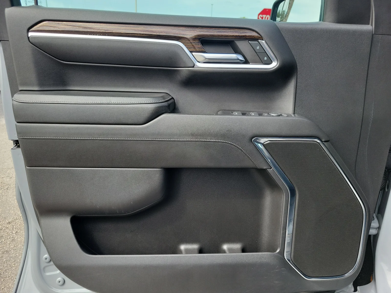 2024 GMC Sierra 1500 Elevation photo 23