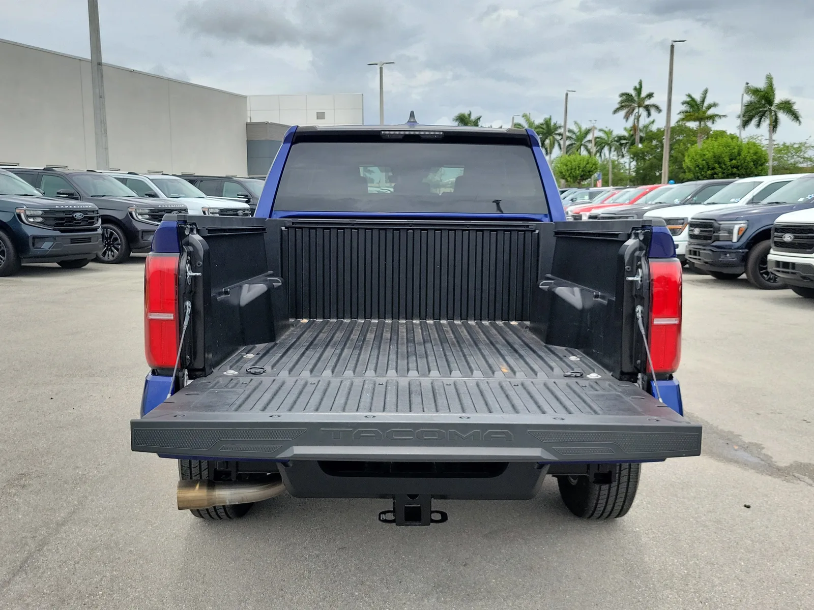 2024 Toyota Tacoma 2WD SR5 photo 11