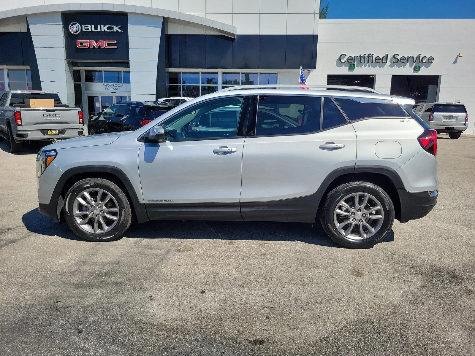 2022 GMC Terrain SLT photo 8
