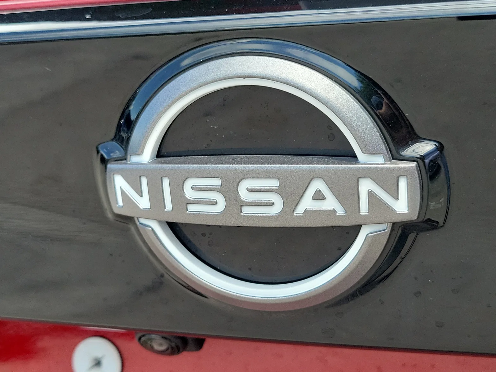 2025 Nissan Kicks SV photo 10