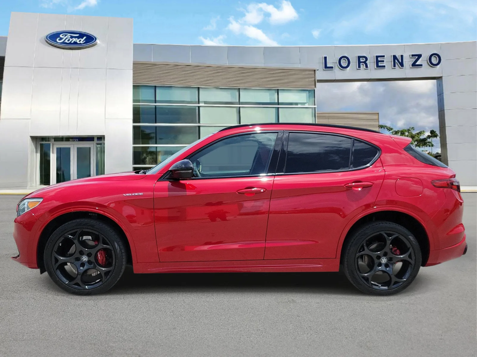 2022 Alfa Romeo Stelvio Veloce 4WD photo 8
