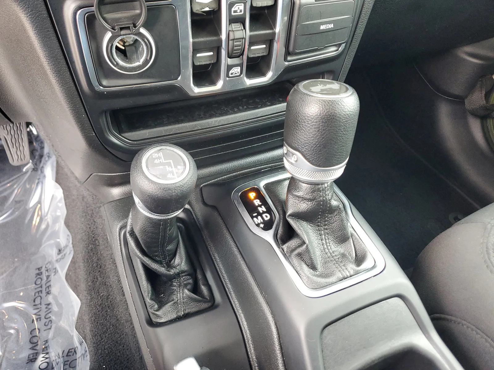 2021 Jeep Wrangler Unlimited Sport Altitude 4WD photo 24