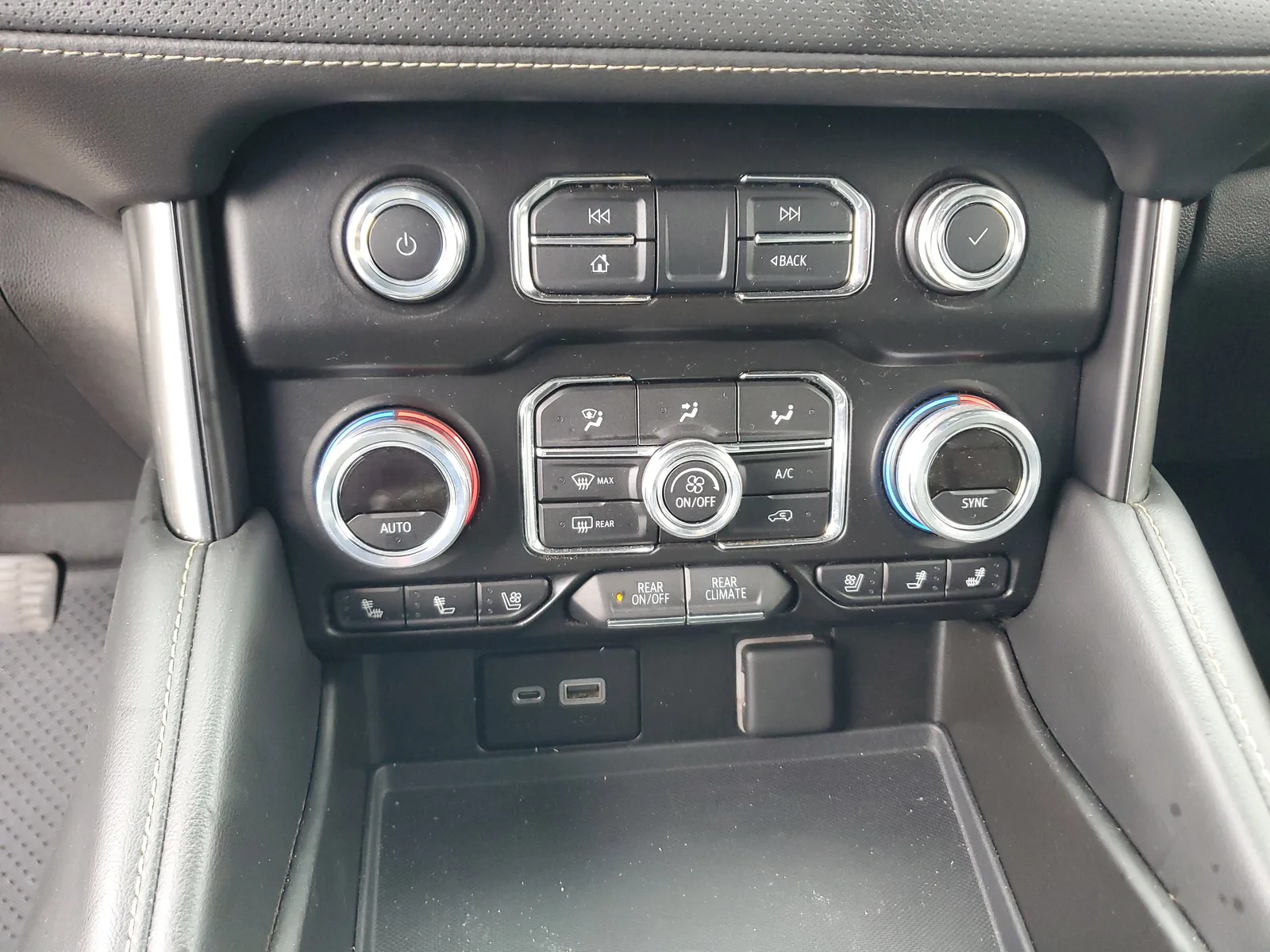 2021 Chevrolet Tahoe Premier photo 27