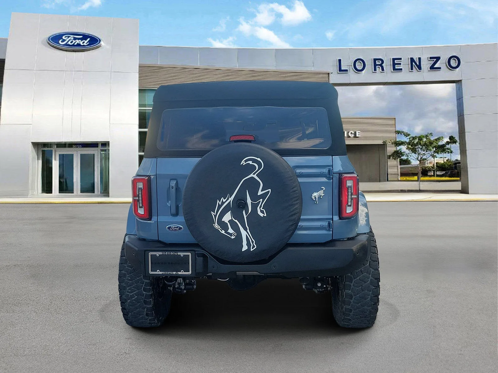 2025 Ford Bronco Outer Banks 4WD photo 6