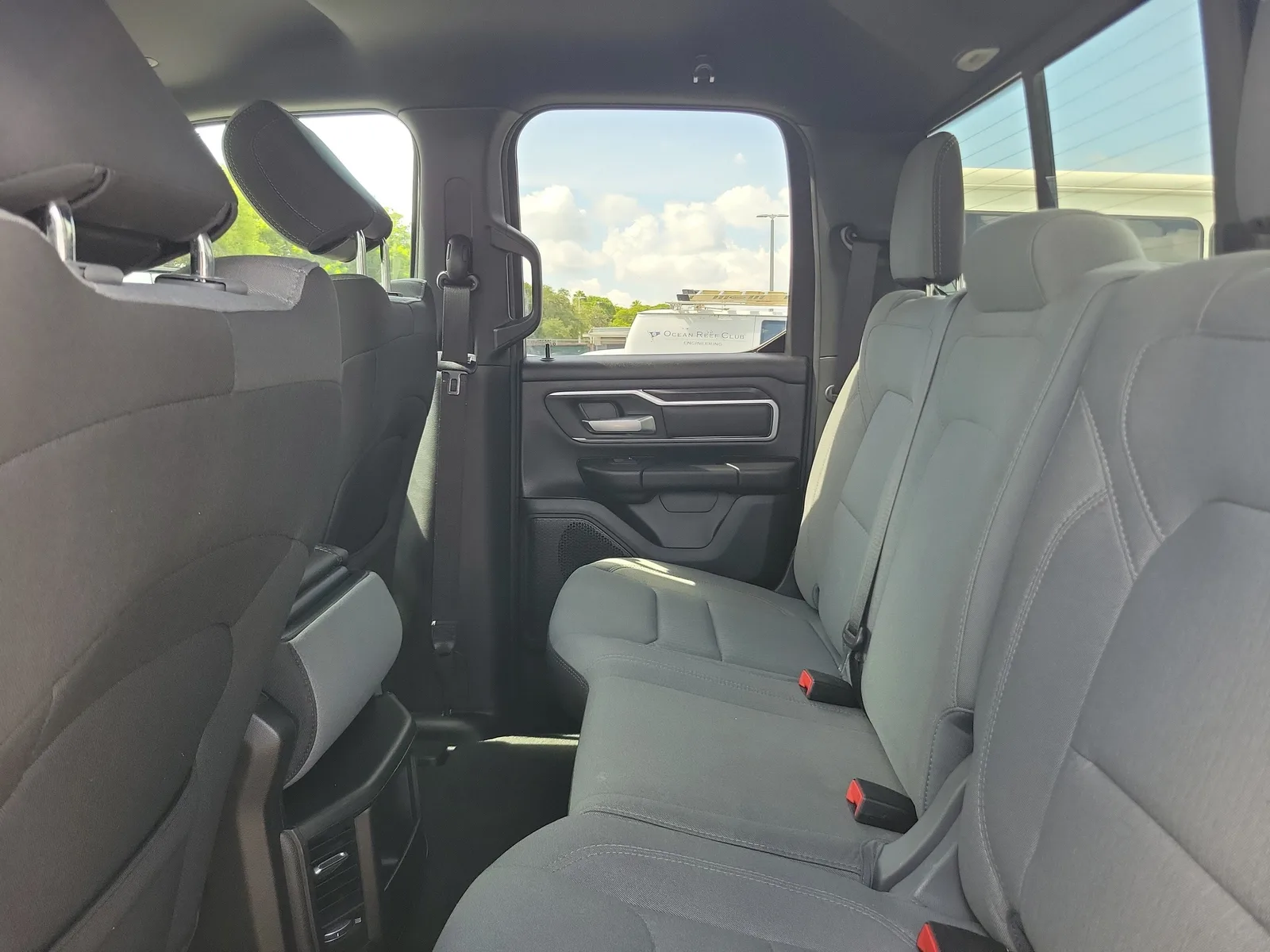 2023 RAM 1500 Big Horn 4x4 photo 12